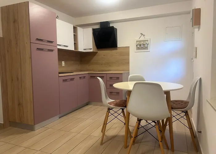 L&a * Биоград-на-Мору