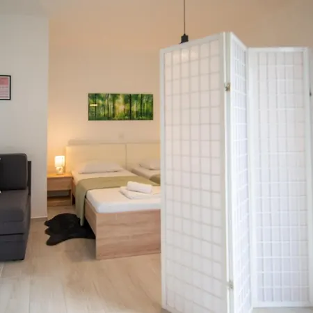 Apartamento Apartments L&A