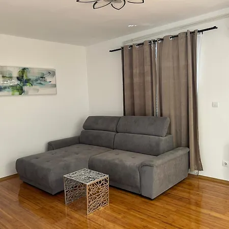 L&a Apartman