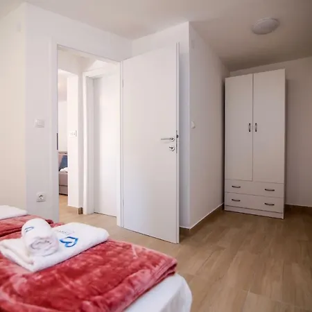 Apartments L&A *